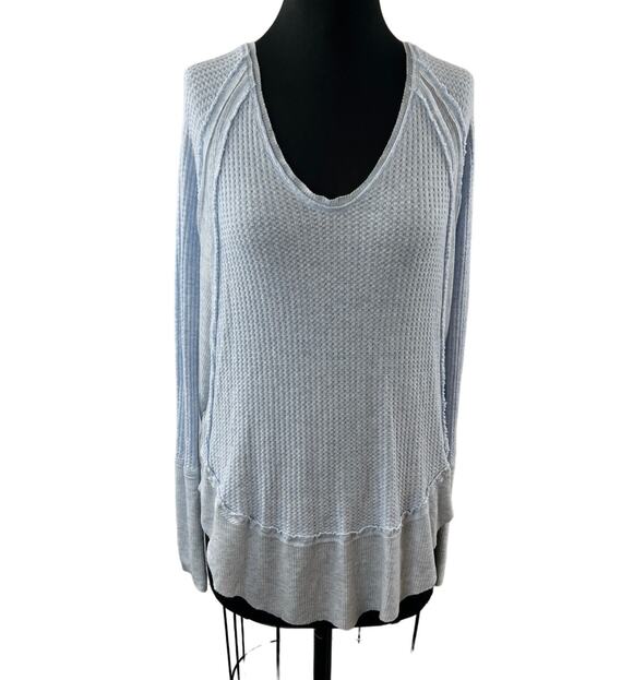 We The Free Tops - We The Free People Blue Catalina Top Thermal Waffle Knit Ruffled Hem Sz S Small